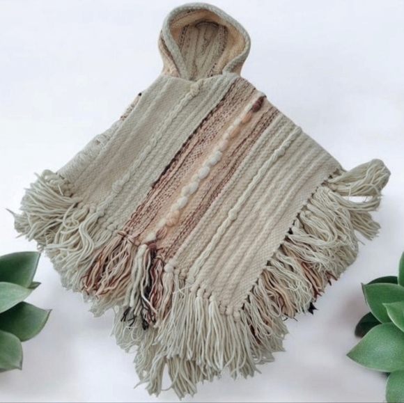 martine gruber vintage 100 pure virgin wool Hand woven poncho with hood fringes - Picture 3 of 16
